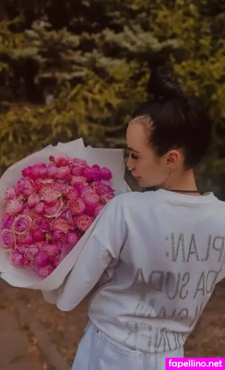 Tv Lilly OnlyFans Thumbnail #BOUgOmMPN8