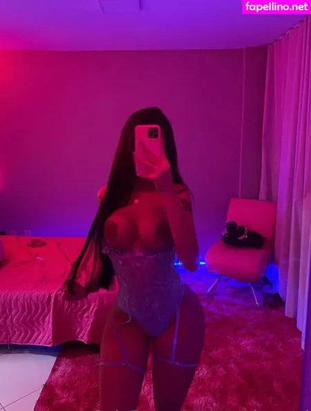 Twaylaventi OnlyFans Thumbnail #bR0B2dpcjz