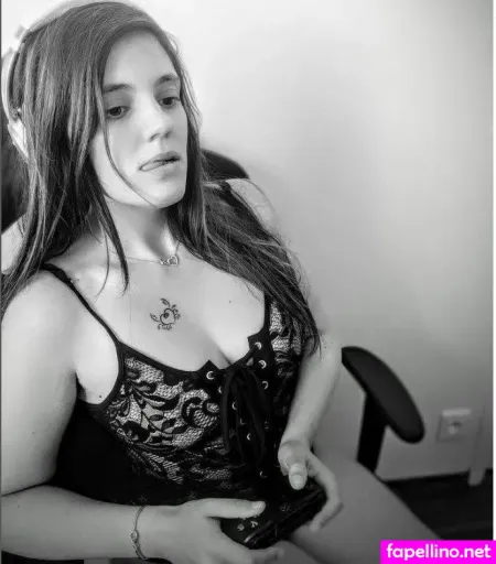 Tweenah OnlyFans Thumbnail #35OJtB4nvd