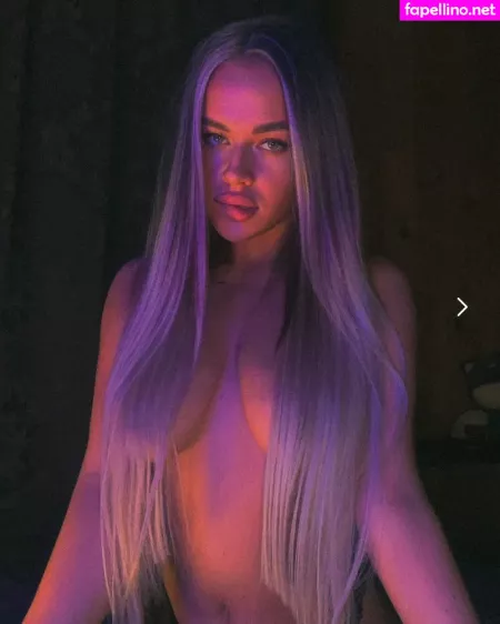 Tweetytwist OnlyFans Thumbnail #zCmnrd0wT1