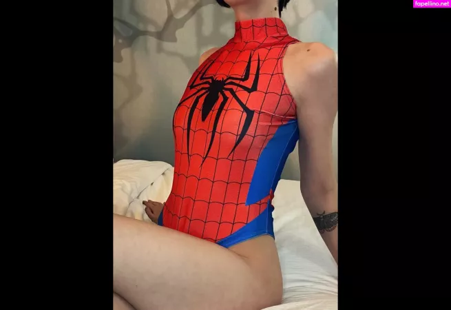 Twelveshade OnlyFans Thumbnail #7wLFE5fc2n