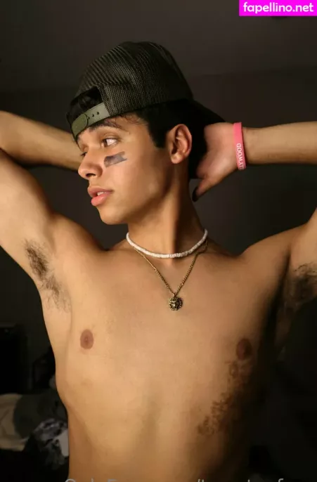 Twentoofree OnlyFans Thumbnail #67SCrLCq9Z