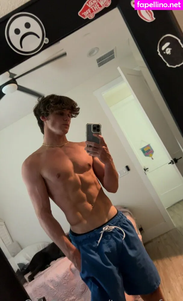 aesth.boyss, twentoofree Nude Leaked OnlyFans Photo #9ozT2cYSgU