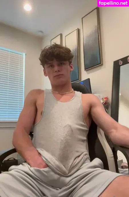 Twentoofree OnlyFans Thumbnail #tngocBzJsD