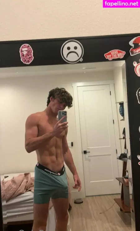 Twentoofree OnlyFans Thumbnail #yv6CIHdpVP