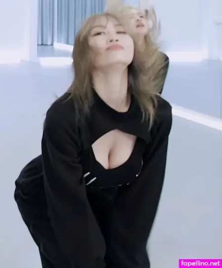 Twice Momo OnlyFans Thumbnail #vUInGF92Rs