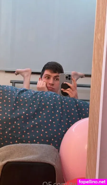 Twink Max OnlyFans Thumbnail #U6TX4JtlYC