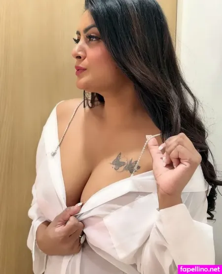 Twinkle Kapoor OnlyFans Thumbnail #CLuMdevk0q