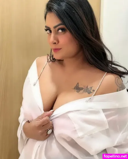 Twinkle Kapoor OnlyFans Thumbnail #MJhUeVi8u4