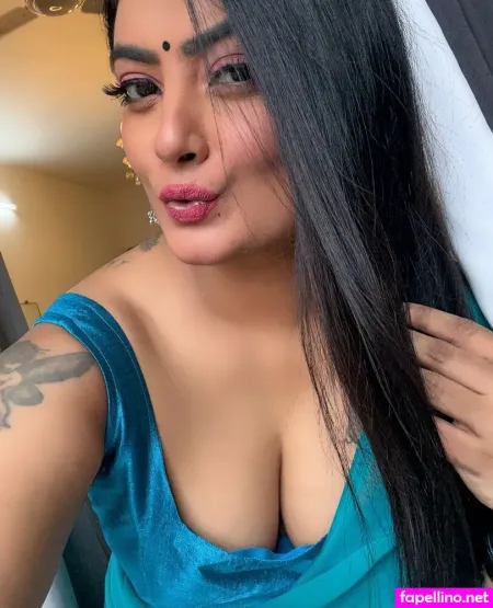 Twinkle Kapoor OnlyFans Thumbnail #wefhF7FH5G