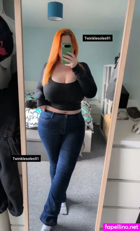 Twinklesoles91 OnlyFans Thumbnail #NHc8qi7WFw