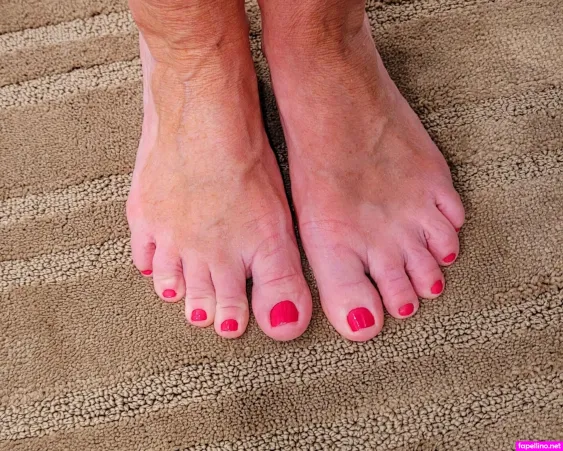 Twinkletoes376 OnlyFans Thumbnail #q2ONxQRwd0