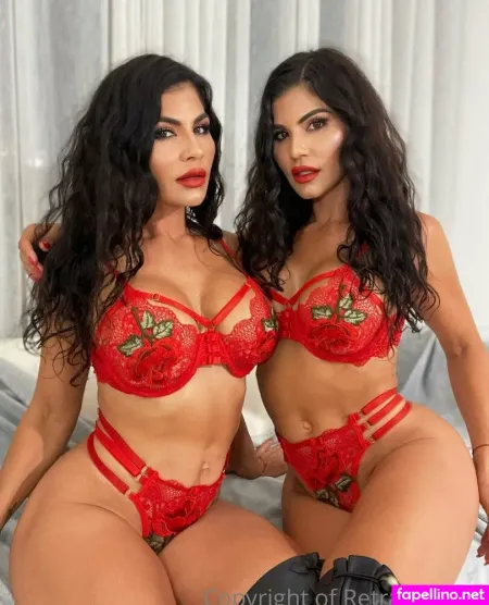 Twins Mailyn Mailen Fernandez OnlyFans Thumbnail #YIB63wMdXn