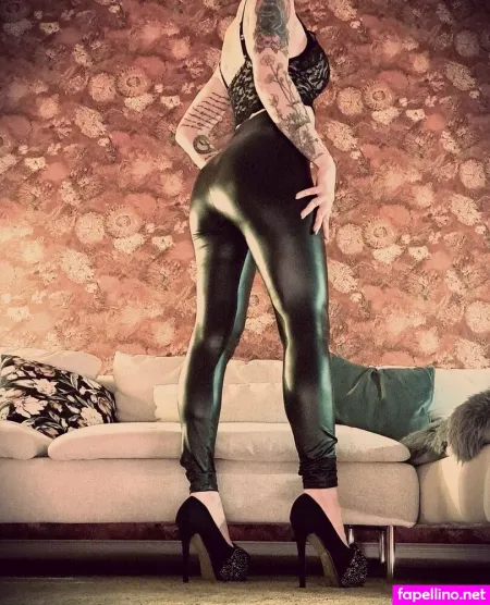 Twisted Ilona OnlyFans Thumbnail #sqiUzCFfBM