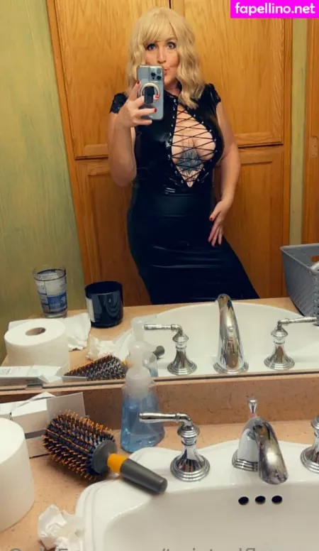 Twistedflames OnlyFans Thumbnail #y53AC0RpRh