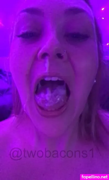 Twobacons 2 OnlyFans Thumbnail #RRh3833KvE