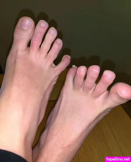 Twofeet10toes OnlyFans Thumbnail #KKS3U9OpAB