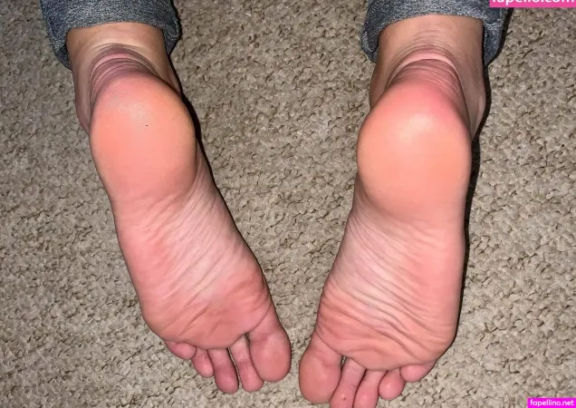 Twofeet10toes OnlyFans Thumbnail #PjKMTqFqbn