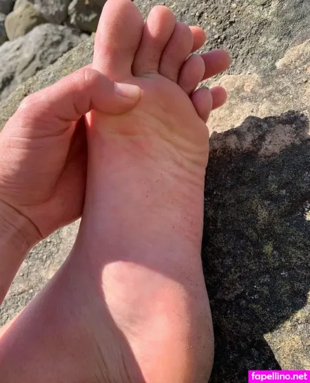 Twofeet10toes OnlyFans Thumbnail #UyG0UtR73b