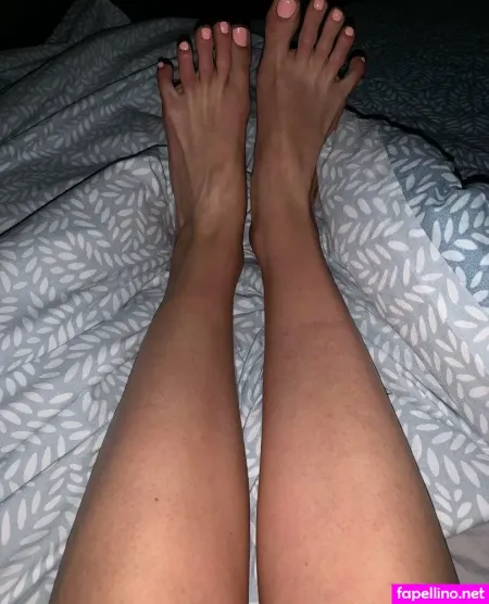 Twofeet10toes OnlyFans Thumbnail #acy6BFaSig