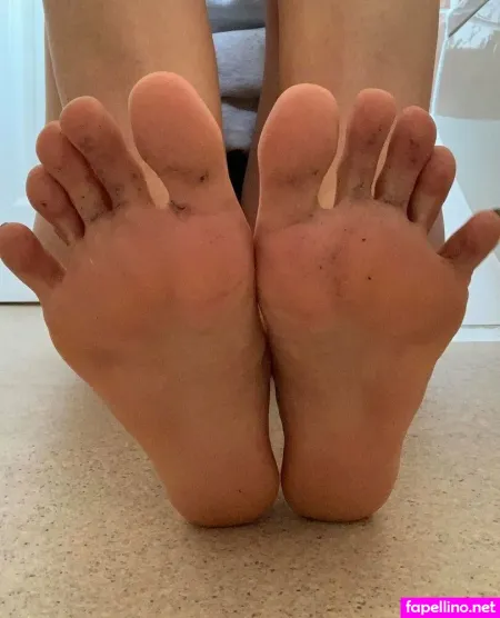 Twofeet10toes OnlyFans Thumbnail #oBg9arNFIi