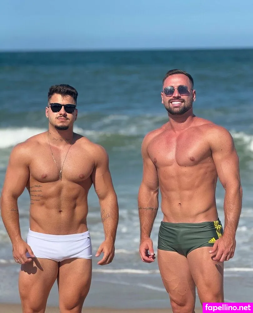 twohotbfree, twothreeshotit Nude Leaked OnlyFans Photo #0EramB0RlN