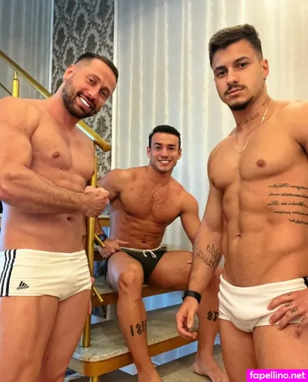 Twohotbfree OnlyFans Thumbnail #OsAoXioXH4