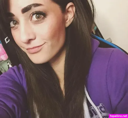 Twomgovercsquared OnlyFans Thumbnail #NfyaelZlGw
