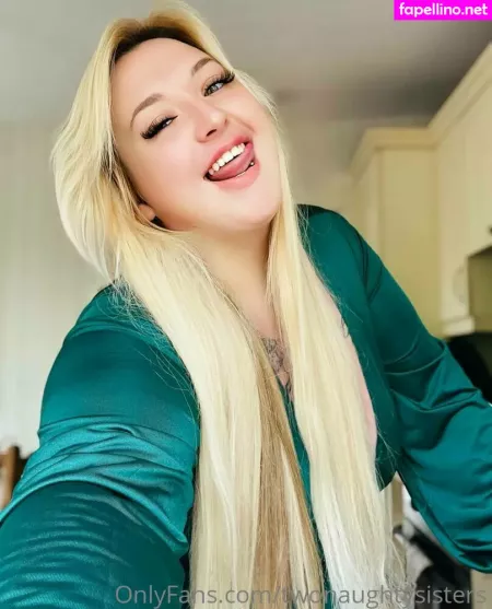 Twonaughtysisters OnlyFans Thumbnail #zZvaK6nk92