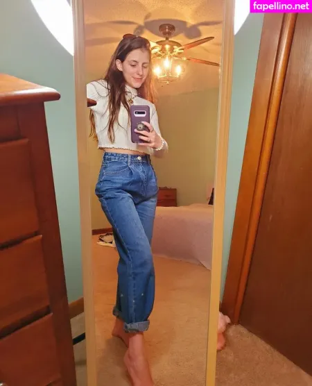 Twoprettyfeet OnlyFans Thumbnail #PC4OJLRurD