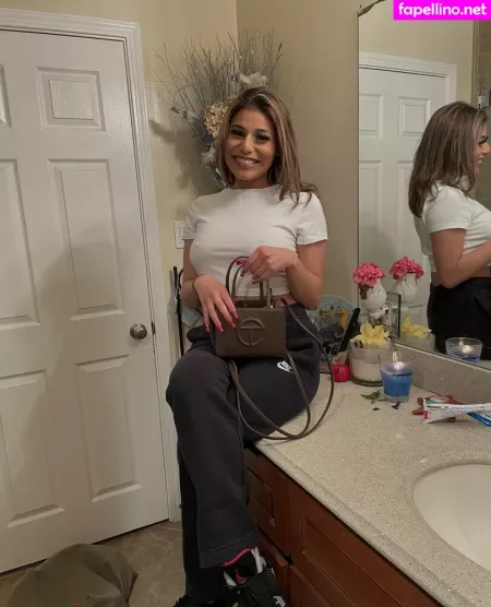 Twotonedeedee OnlyFans Thumbnail #Wb2jivhIVM