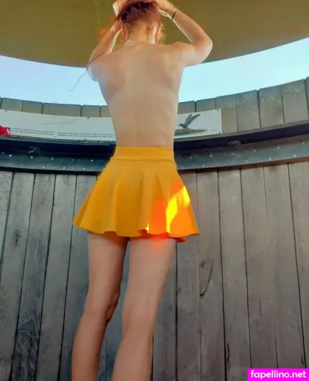 Twowheelsandponytail OnlyFans Thumbnail #1Lz0iQg6y7