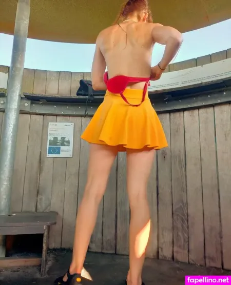 Twowheelsandponytail OnlyFans Thumbnail #GXL9Z2YOze