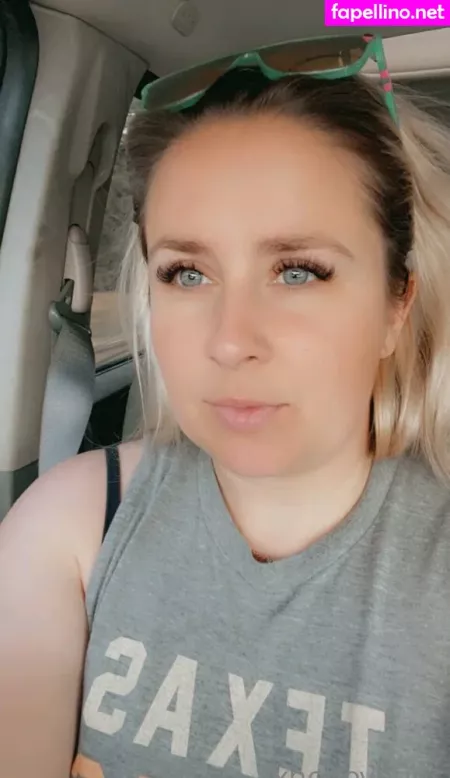 Txhoneybuns OnlyFans Thumbnail #zb7KUYmpyN