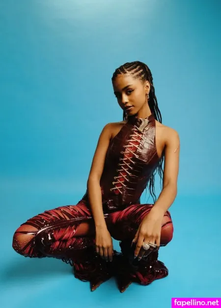 Tyla OnlyFans Thumbnail #MNVWf7F8q5