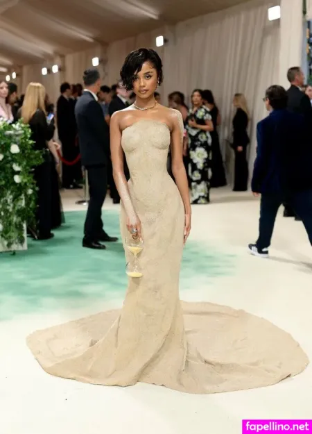 Tyla OnlyFans Thumbnail #mXEjqIDLlt