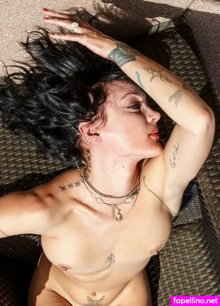 Tylar Avery OnlyFans Thumbnail #tXgaM9amTS