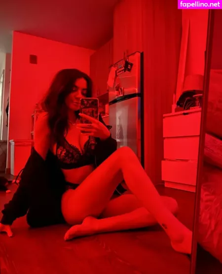 Tylenaaa OnlyFans Thumbnail #WQWI9NYtpO