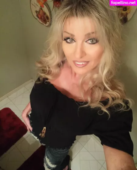 Tylene Buck OnlyFans Thumbnail #vpJCYNp0pY