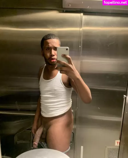 Tylerbandsome OnlyFans Thumbnail #Q9BmUilxgl