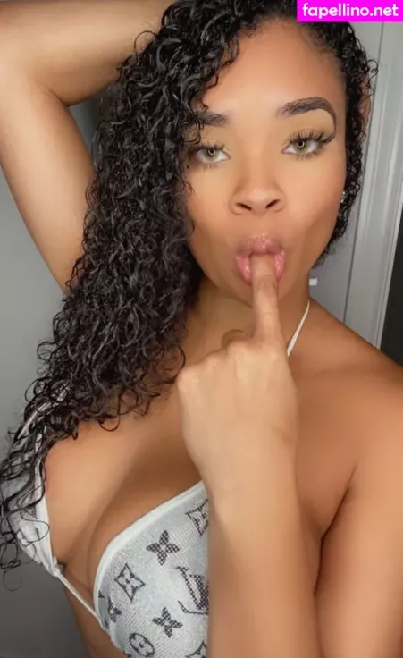 Tyleruncensored OnlyFans Thumbnail #nOIk4vPeIS