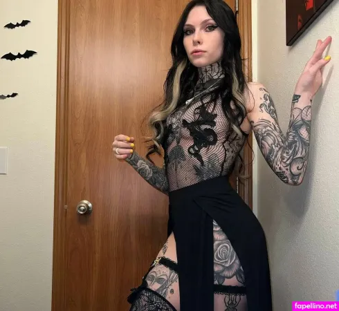 Tyniquewebster OnlyFans Thumbnail #WbohtzZMyW