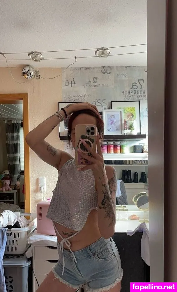 typicallaurasophie Nude Leaked OnlyFans Photo #dWwjcLtHT1