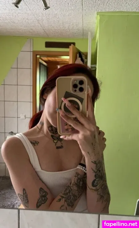 Typicallaurasophie OnlyFans Thumbnail #uTZeEcGvjd