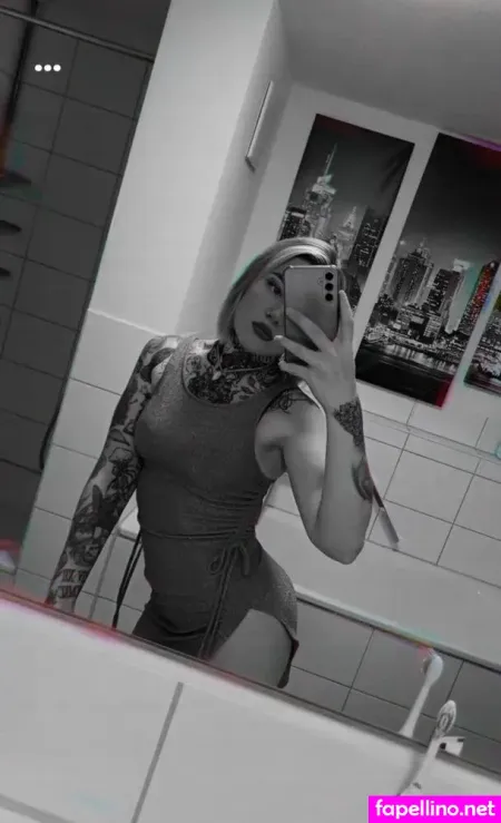 Typischblonnd OnlyFans Thumbnail #6oemFhICwA