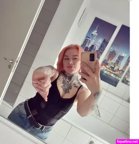 Typischblonnd OnlyFans Thumbnail #7gU6N9DwFu