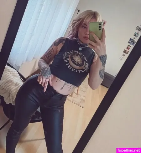 Typischblonnd Main Profile Photo