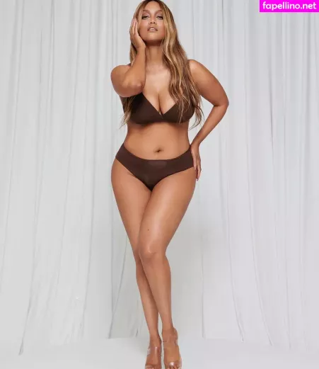 Tyra Banks OnlyFans Thumbnail #PsFxICER6v