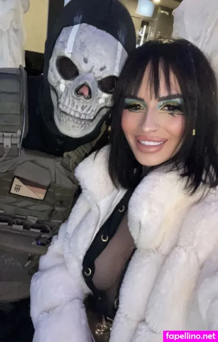 Tyraa Lavie OnlyFans Thumbnail #RiR0EpDUVB
