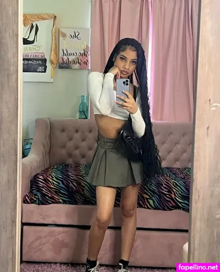 Tyvianaaa OnlyFans Thumbnail #hH6oCKoM9Q